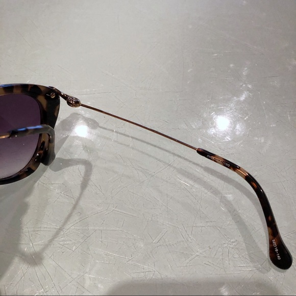 Elizabeth and James Fillmore Tortoise Sunglasses - Picture 3 of 4